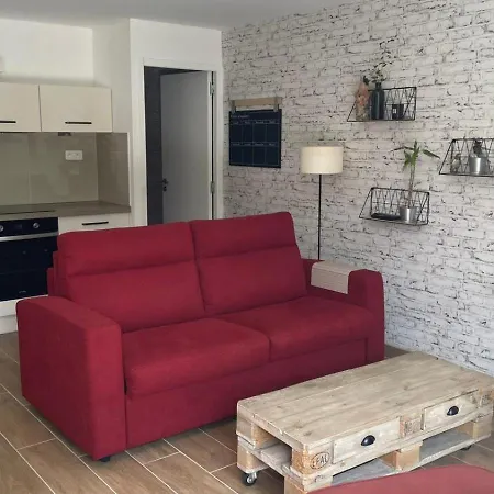 בית נופש Studio 3 A 4 Personnes O Zanes Zen 3 Etoiles *